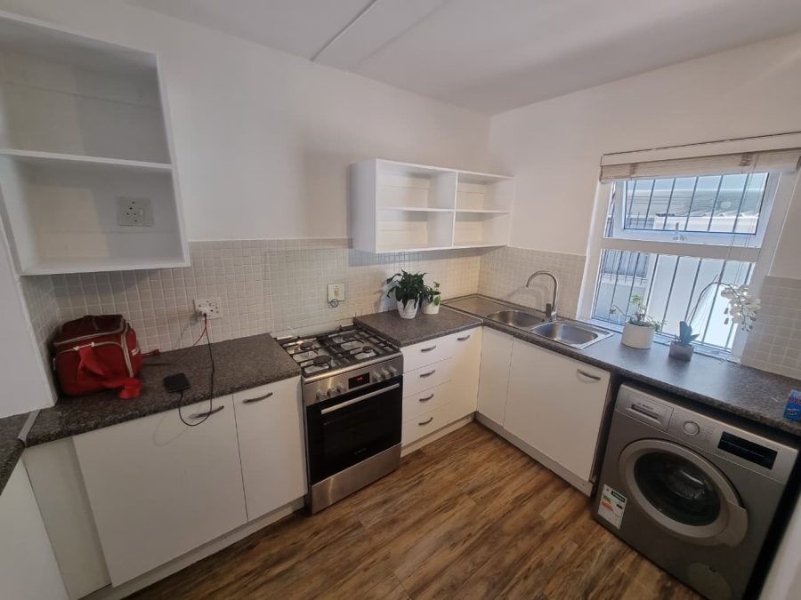 To Let 2 Bedroom Property for Rent in Claremont Western Cape